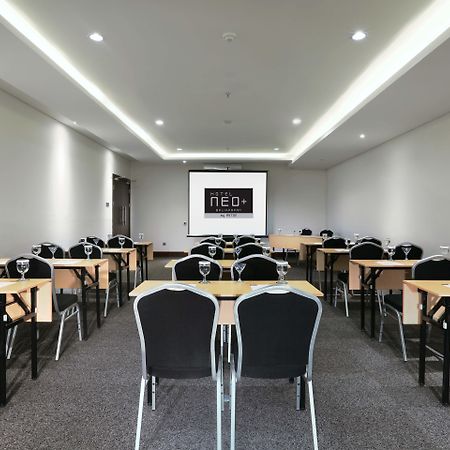 Hotel Neo+ Balikpapan By Aston Exterior photo